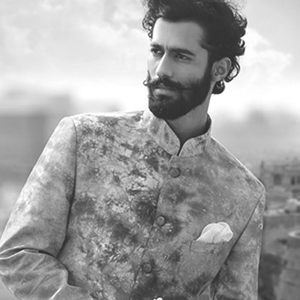 leos-mirror-creative-img25